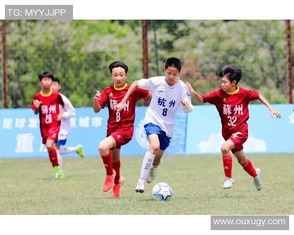 杭州足球队选拔赛表现评析速度优势与战术执行的完美结合 杭州足球队选拔赛表现评析速度优势与战术执行的完美结合