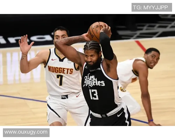 斯特罗姆与维的精彩对决揭示了足球战术的深度与魅力